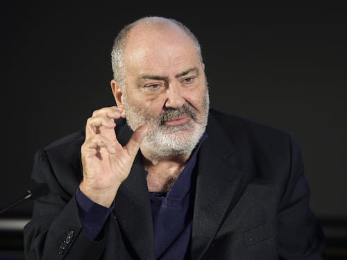 Bettini schiaffeggia il suo Pd "Firmo per tre referendum"