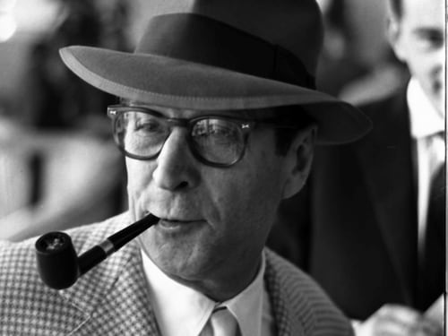 Quel Simenon tropicale merita una corona di fiori