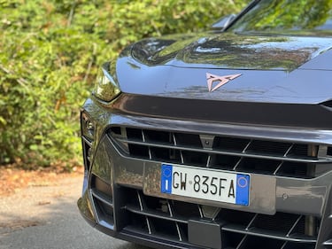 Cupra Terramar: guarda la gallery dell'ibrido da 272 CV 6
