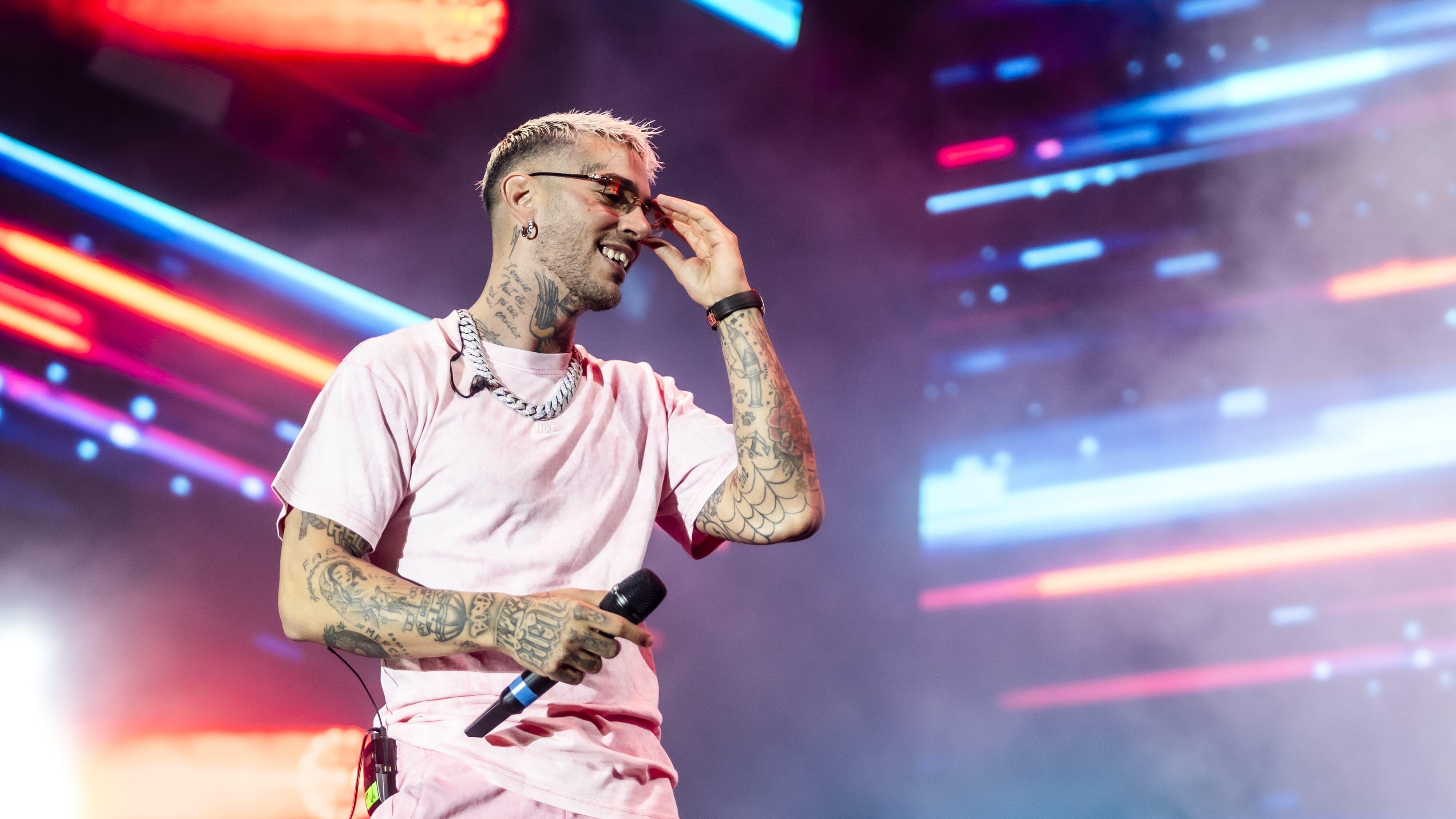 Sanremo, Emis Killa si ritira: "Faccio passo indietro"