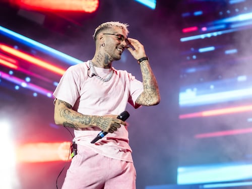 Sanremo, Emis Killa si ritira: "Faccio passo indietro"