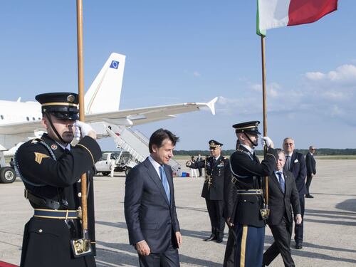 Ecco qual è il piano di Conte: farsi affidare la Libia da Trump