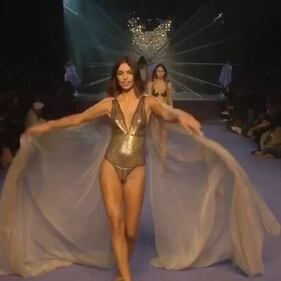 Lady Alves hot su Instagram: gli scatti sexy della compagna dell'ex Juventus 10