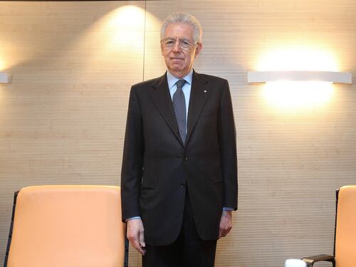 Ecco il programma di Monti: "Tutti i politici al Bilderberg per uscire dall'isolamento"