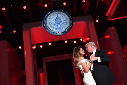 Melania e Ivanka Trump: moglie e figlia del presidente 48