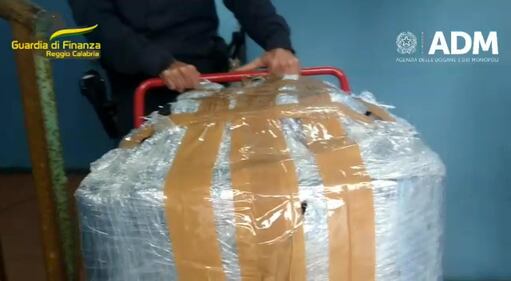 3 tonnellate di cocaina al porto di Gioia Tauro, ecco il maxi-sequestro 2