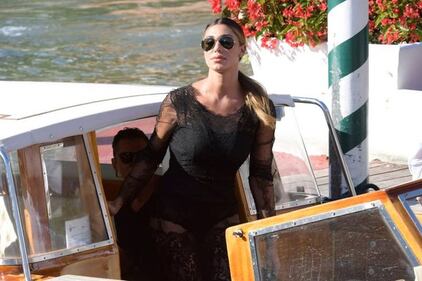 Belen Rodriguez, i fan scoprono il fotoritocco 18