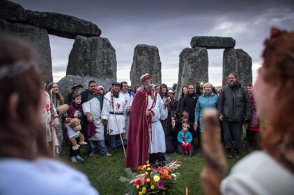 A Stonehenge si celebra l'equinozio di autunno 2