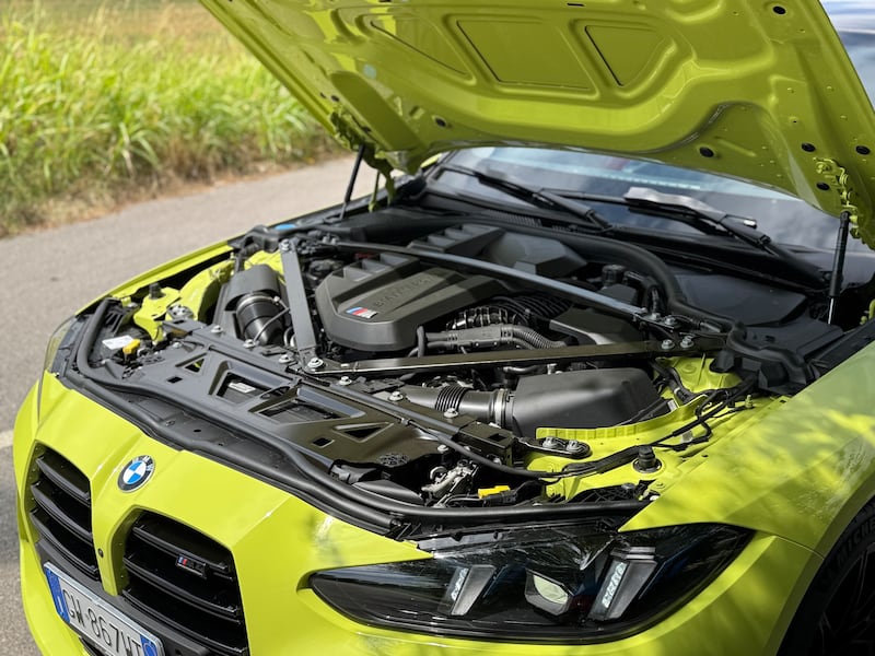 BMW M4 Competition xDrive: la gallery della sportiva bavarese  17