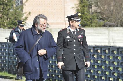 Ladro ucciso, ristoratore spara col fucile al bandito 11