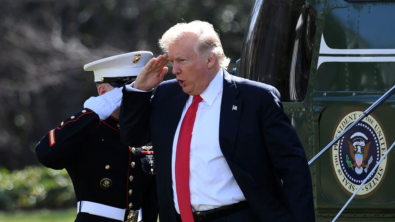 La guerra fra Trump e i media fa bene a televisioni e giornali