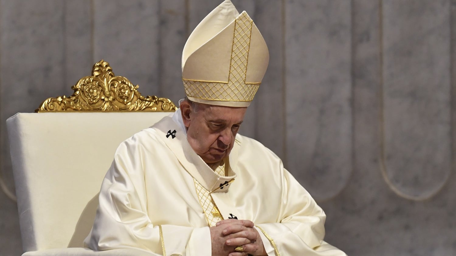 Il dolore di papa Bergoglio: ecco la lettera a Ratzinger