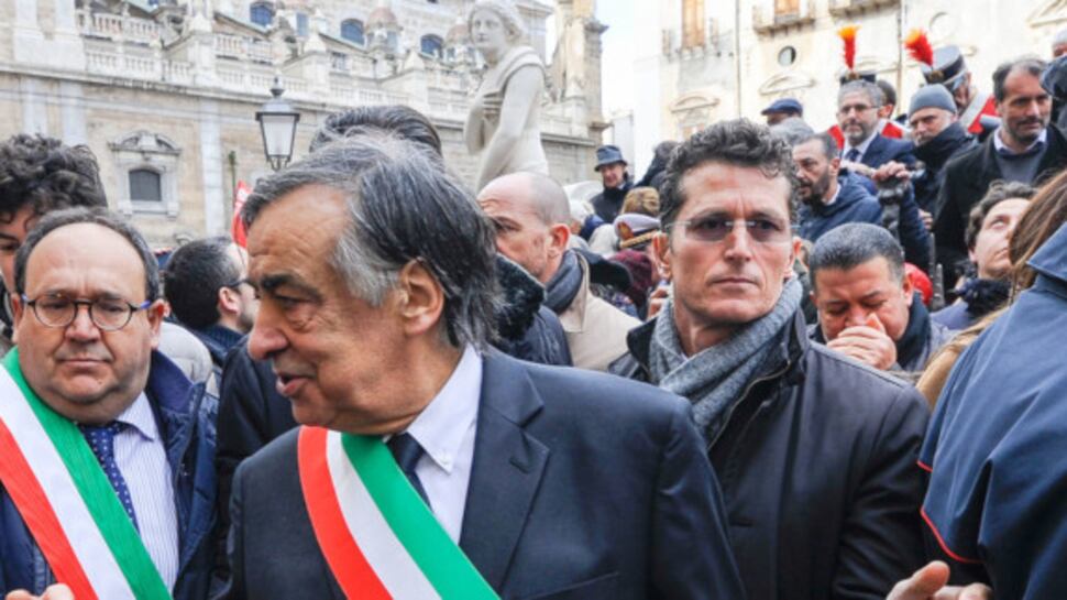 "Da lui imparo cosa non essere". La fine dell'"amico" delle Ong