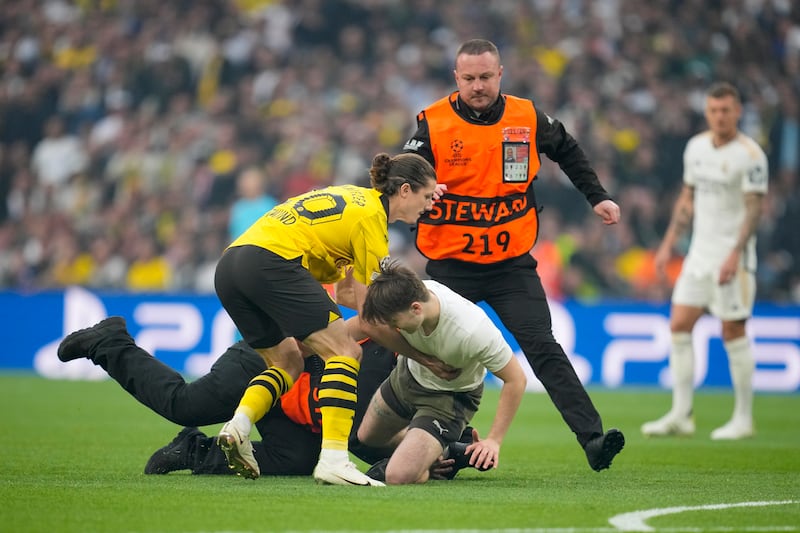 Sabitzer invasore Borussia Dortmund Real Madrid