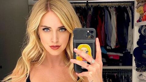 Magalli su Chiara Ferragni: “Guadagna miliardi ma non sa fare niente”