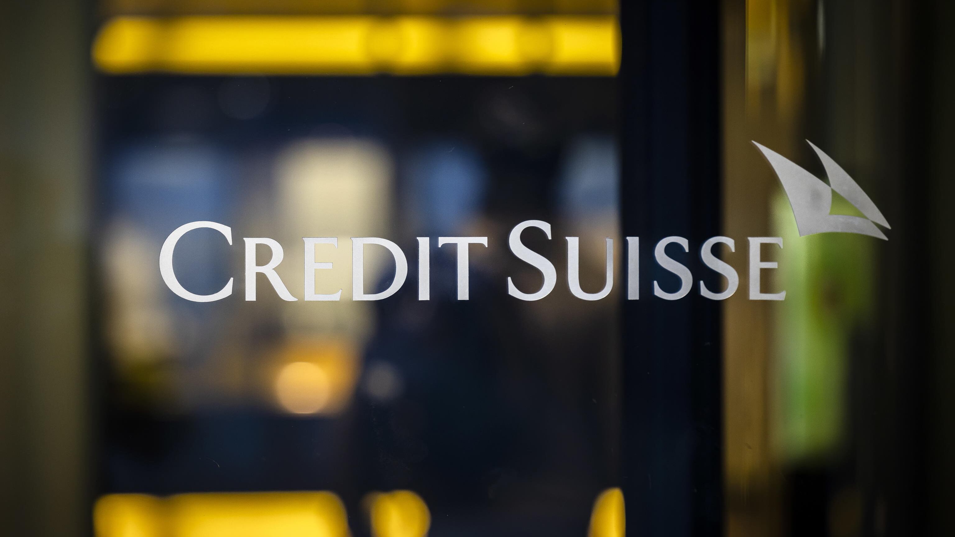 Posti di lavoro a rischio per Credit Suisse, che ne sarà dei dipendenti in Italia