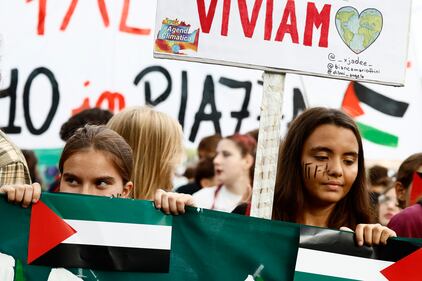 Manifestazione pro-Palestina: slogan e striscioni a Milano e Roma 6