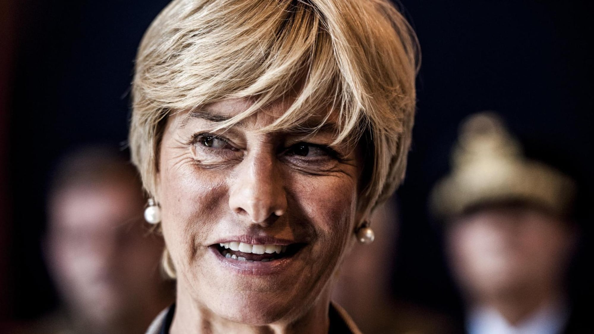 Politici nella caserma con suite per risparmiare sulla diaria