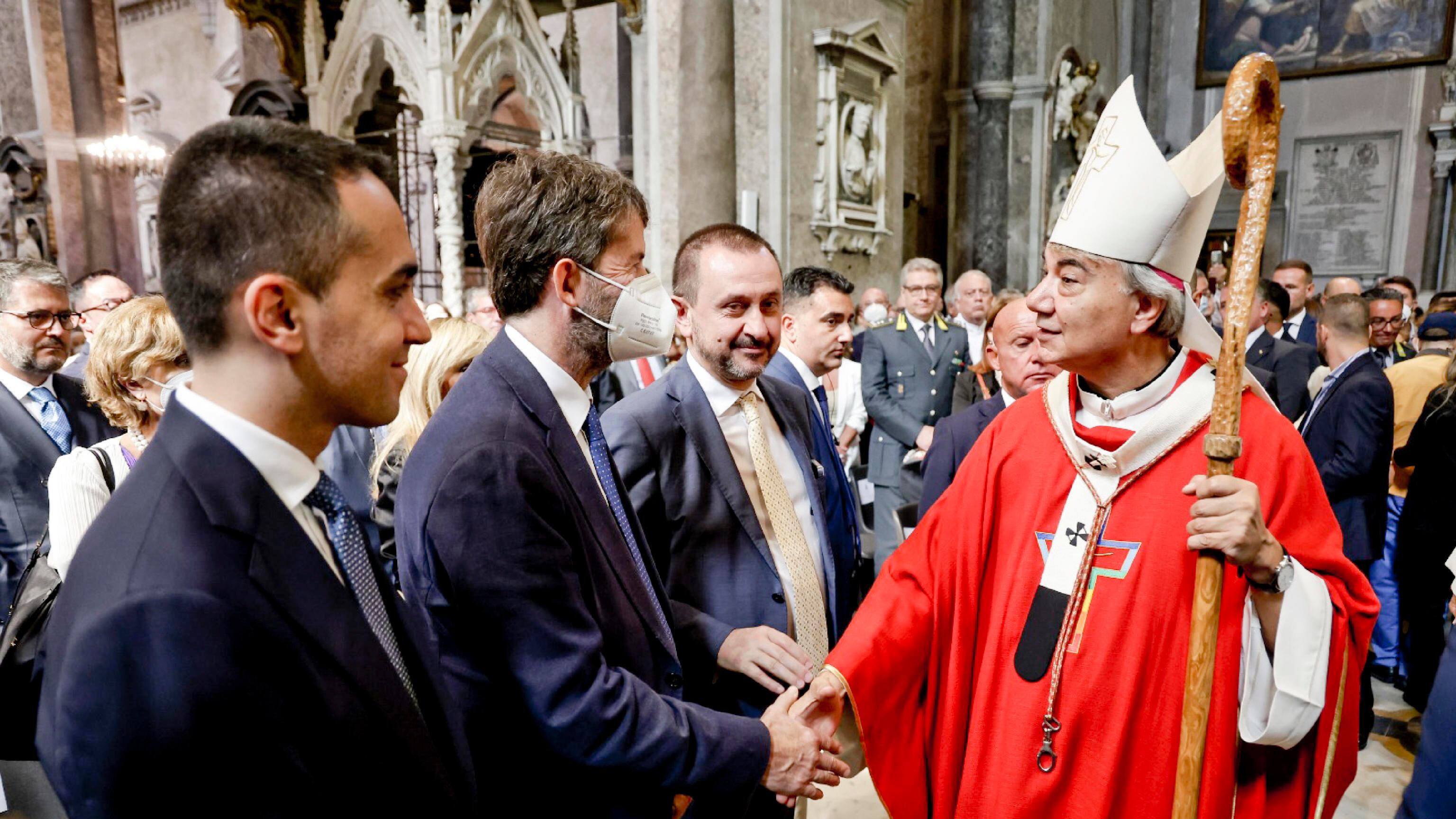 Di Maio cerca il miracolo: invoca San Gennaro e aiuta i tifosi del Napoli