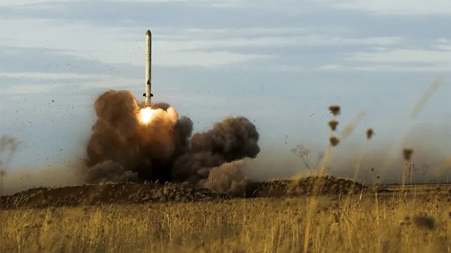 Usato il missile "rompi-trattato": così la Russia usa il 9M729 contro l'Ucraina