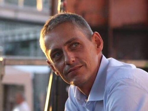 Il senatore M5s Airola ha tentato il suicidio: salvato dalla sorella