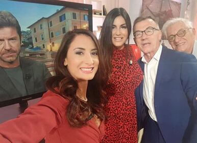 Barbara Francesca Ovieni sexy sui social  5