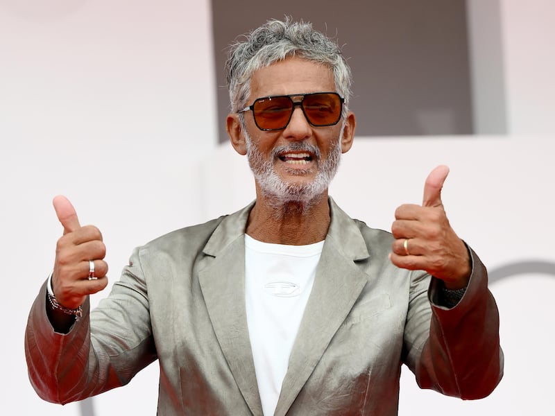 L’annuncio a sorpresa di Fiorello: “Prossimamente su Rai 1″