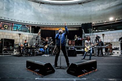 Vasco Rossi prove generali con i fan  1
