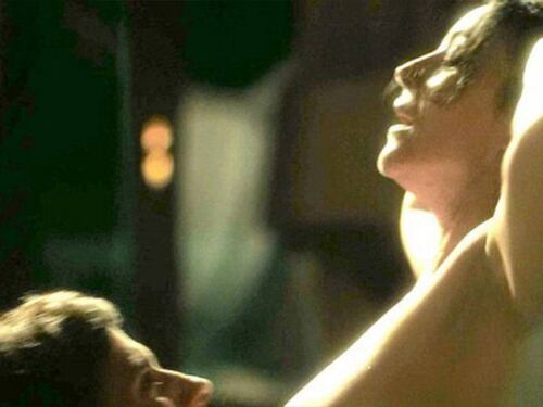 Monica Bellucci, topless in tv