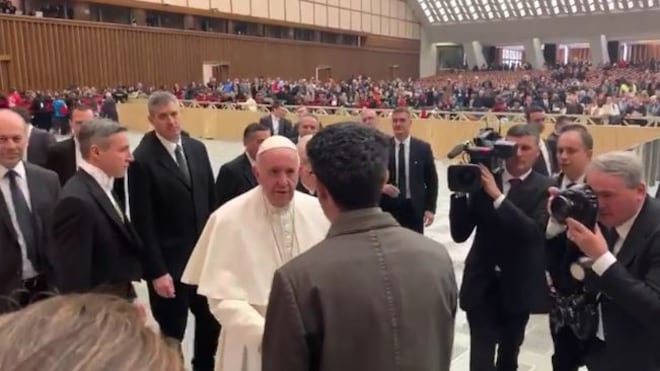Le vittime di abusi contro il papa: "Solo parole"