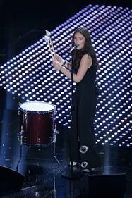 Sanremo 2016: i look femminili nella serata cover 79