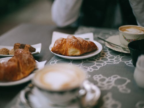 Colazione, consumarla presto allunga la vita. Lo dice la scienza