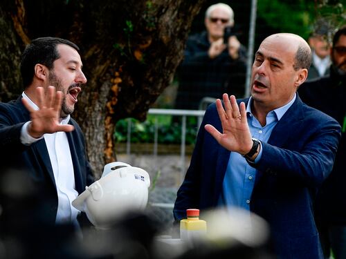 Zingaretti: "Odio collante della Lega". E Salvini risponde agli insulti