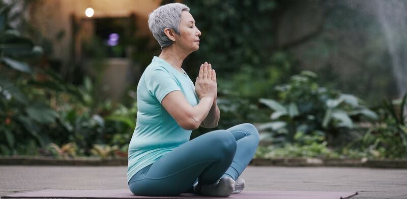 Over e yoga
