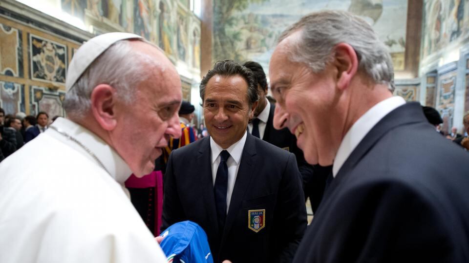 Da Papa Francesco messaggio e tweet per i Mondiali