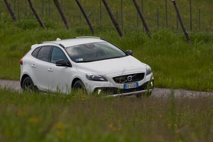 Volvo XC 40 D4: il test 16