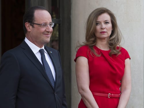 Ricoverata la compagna di Hollande: "Provata dopo le voci sul flirt"