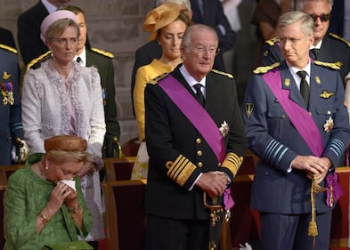 Belgio, Alberto II lascia la corona a Filippo 2