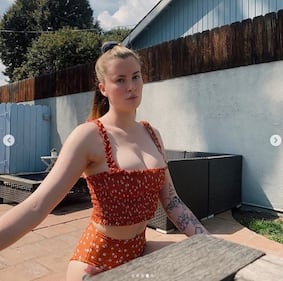 Ireland Baldwin sexy in bikini 10