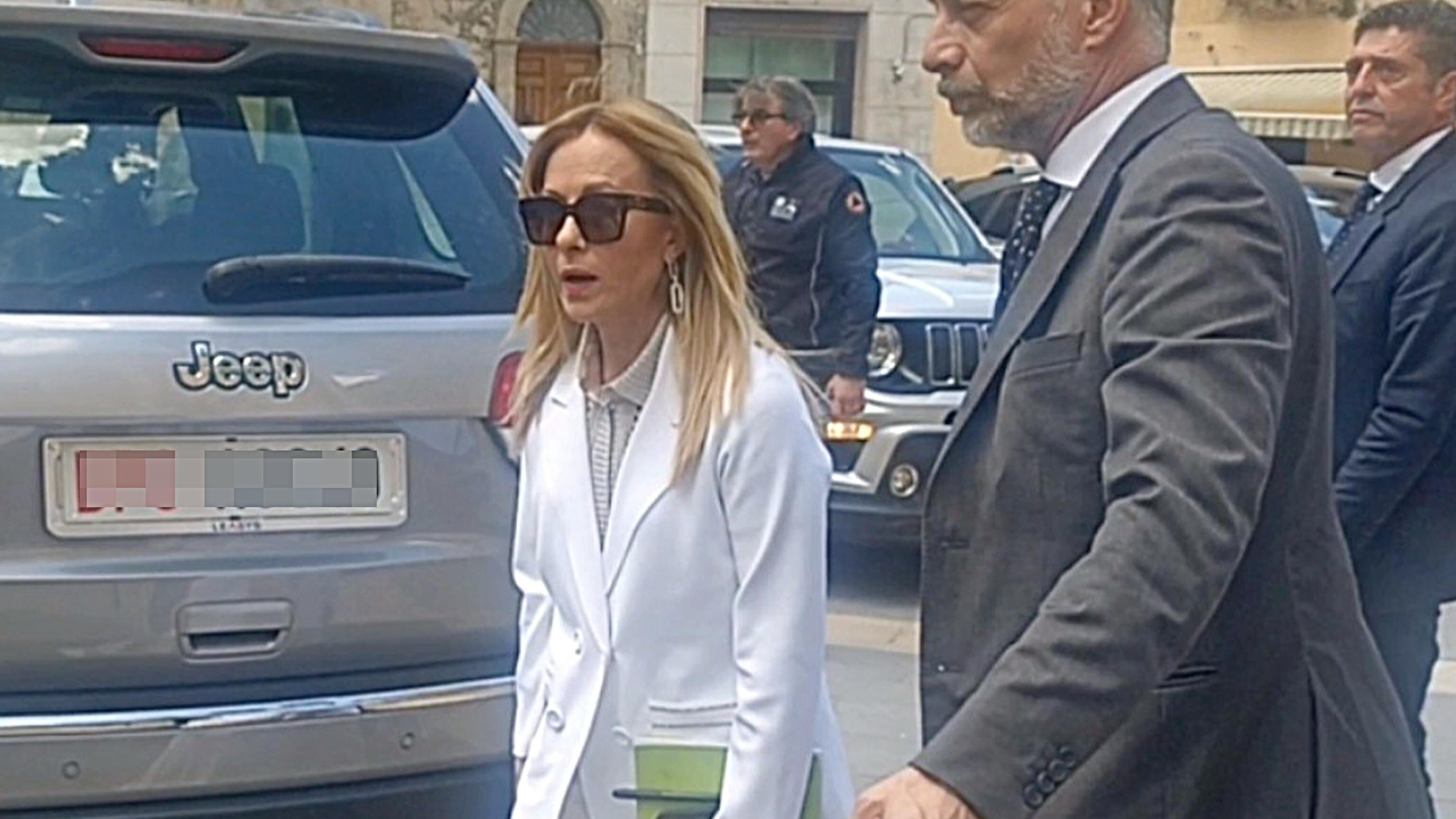 Meloni a Niscemi: "In Cdm 150 milioni per la sicurezza del territorio e gli indennizzi"