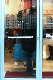 Michelle Hunziker, shopping con Aurora Ramazzotti 20