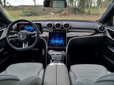 Mercedes Classe C 300e: le foto del plug-in della Stella 21