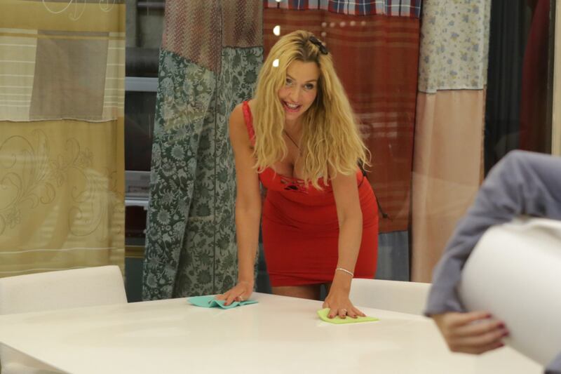 Valeria Marini, i momenti più caldi al Grande Fratello Vip 26