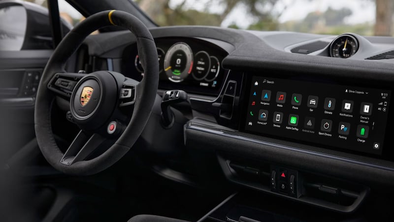 Porsche Cayenne Turbo E-Hybrid, guarda la gallery 9