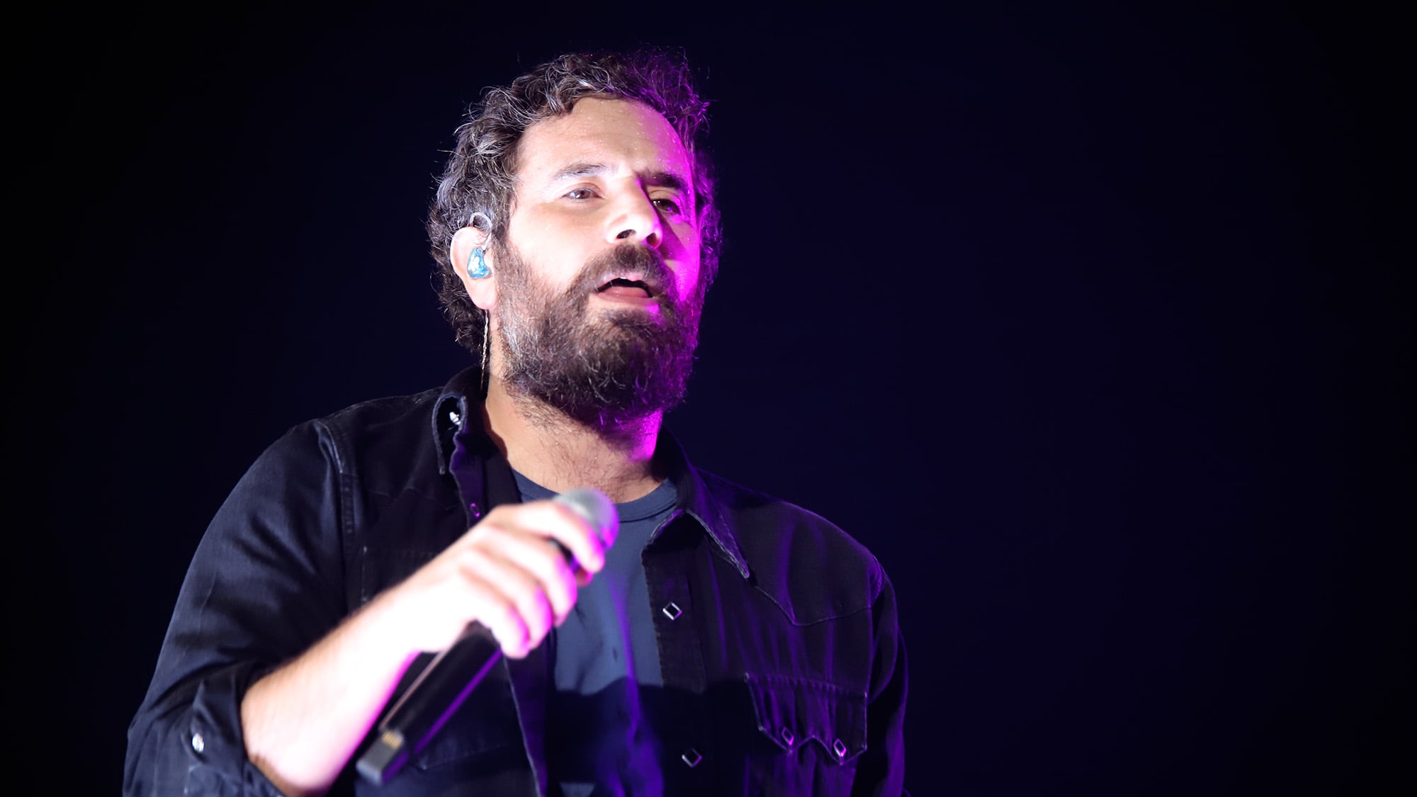 Lo sfogo di Tommaso Paradiso: "Mai presentato un brano per Sanremo 2025. Si spettacolarizza il fallimento"