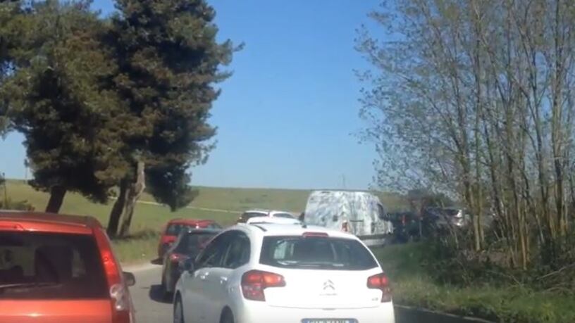 Automobilista si sente male e ferma l’auto sulla Pontina. Poi muore