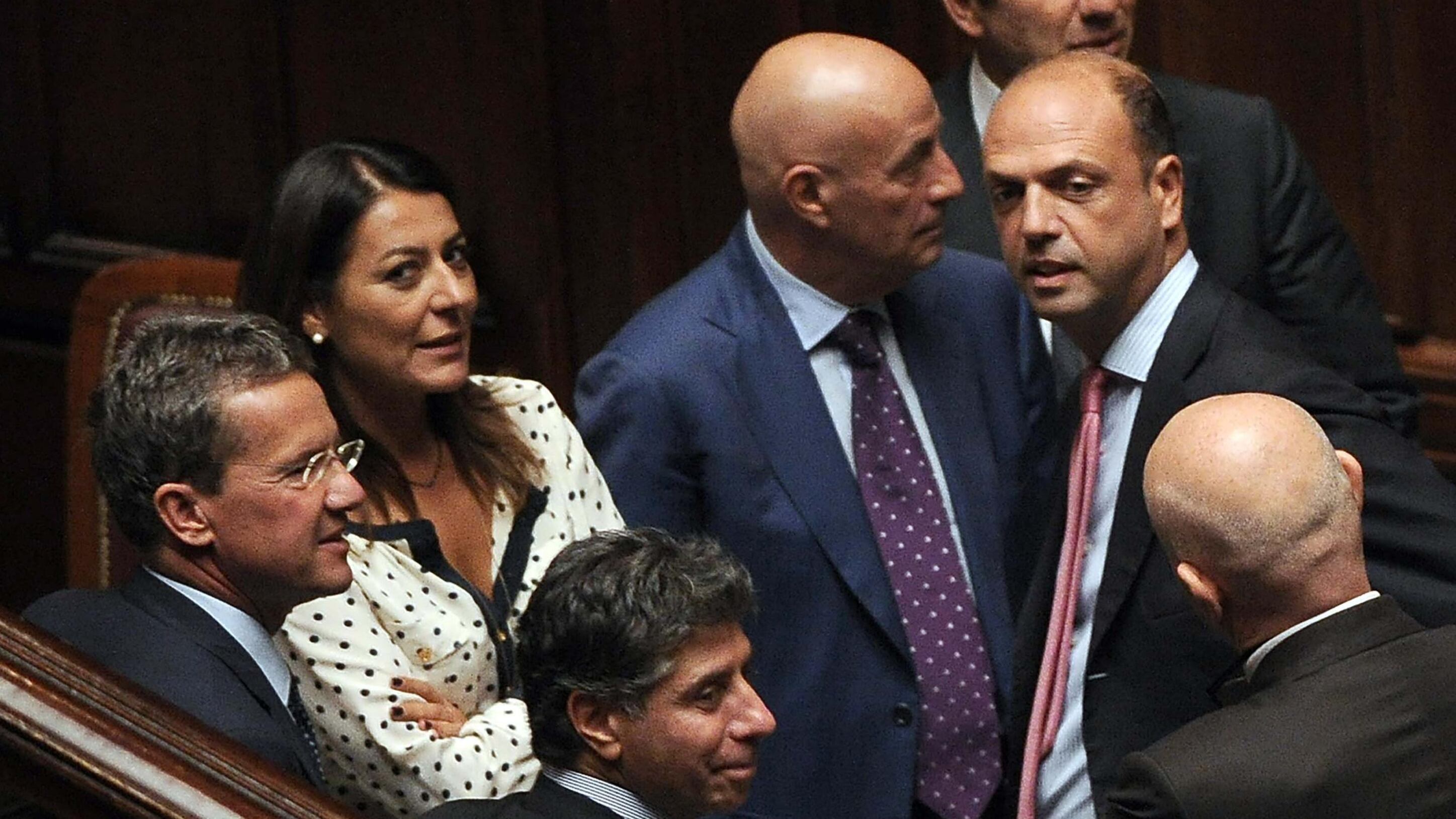 Incontro tra Verdini e il calabrese Gentile: una decina di senatori vorrebbe sganciarsi da Alfano Italicum, tensione Renzi-Berlusconi