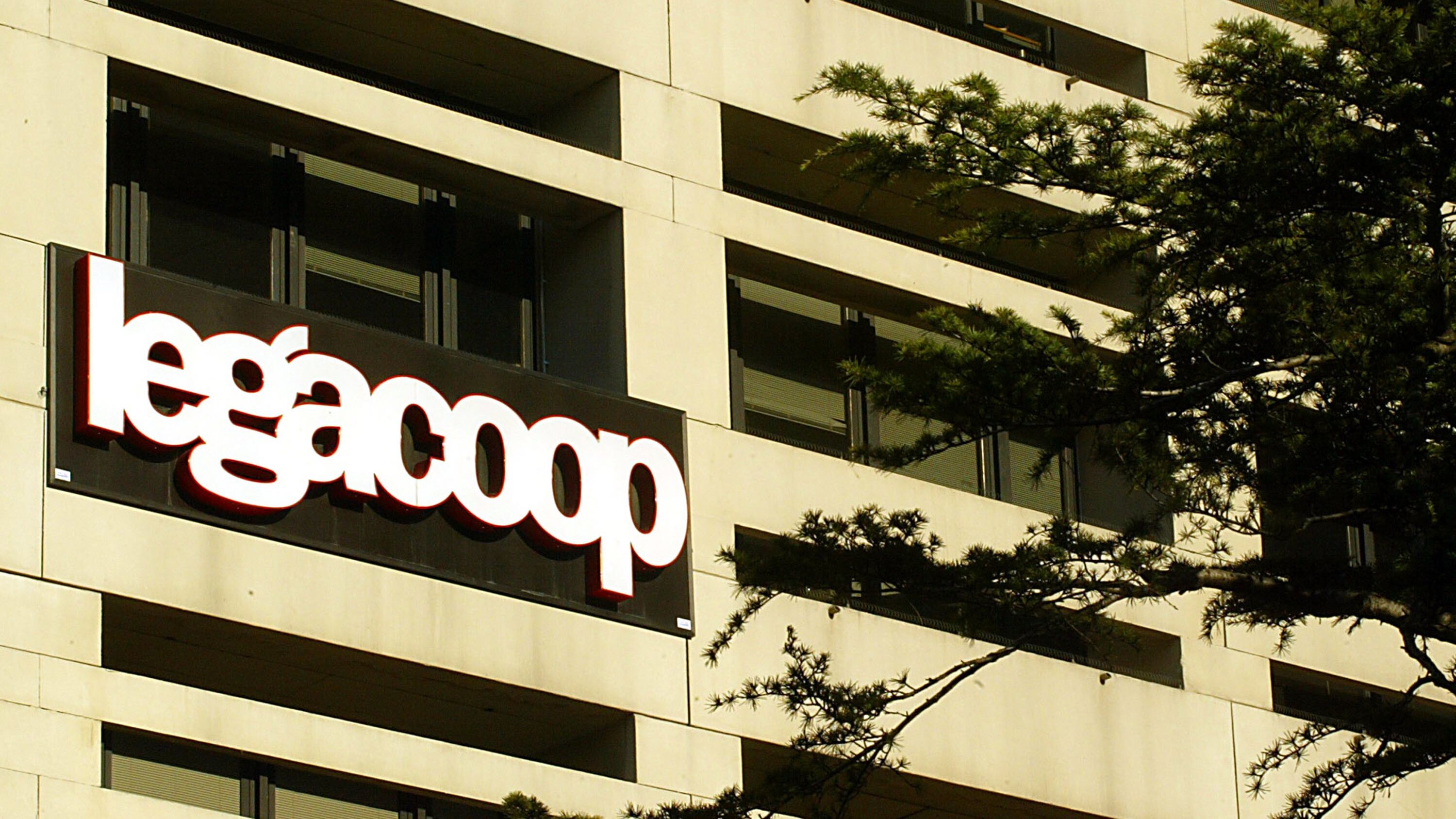 Le coop rosse vanno all'incasso Il Pd ora ha un conto da pagare