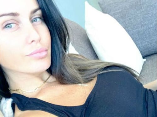 Mauro Zarate: la moglie ci riprova con il nudo su Instagram