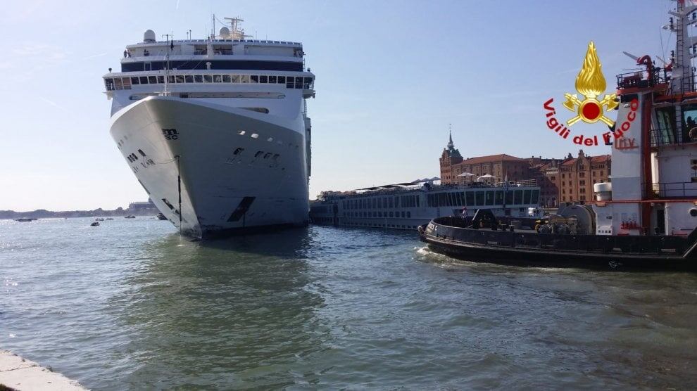 Grandi Navi, in 8mila dicono "no"